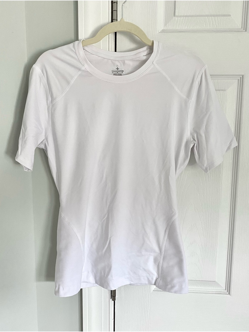 Men's White Short Sleeve Performance Tee